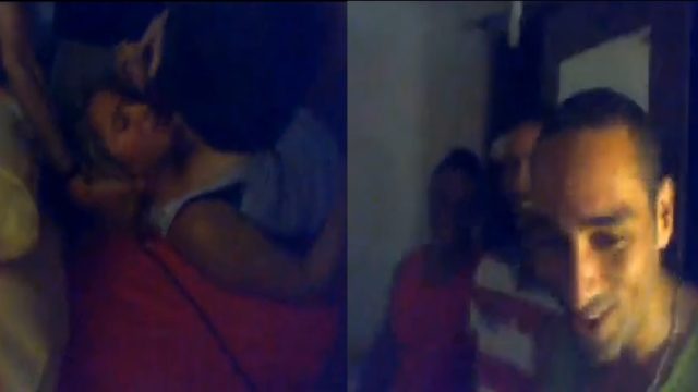 Grupo de amigos se divierten con una putita ebria
