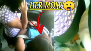 Encoxada latina teen next to her mom [Bus 🔥]