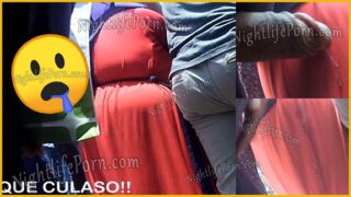 Arrimon con Cum 💦  Madura culonisima en vestido 😈